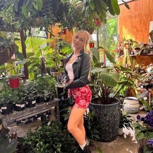 Meet your Posher, Shauna